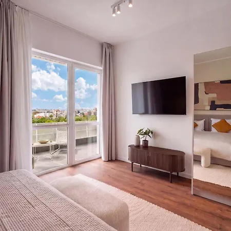 3br Retreat - Panoramic Views - Cismigiu Gardens * 布加勒斯特
