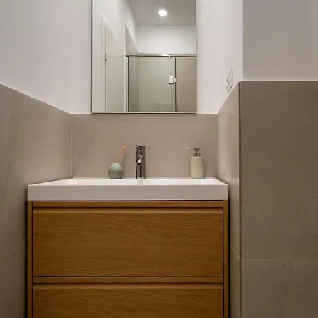 3br Retreat - Panoramic Views - Cismigiu Gardens 公寓 *