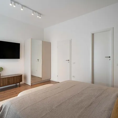 3br Retreat - Panoramic Views - Cismigiu Gardens