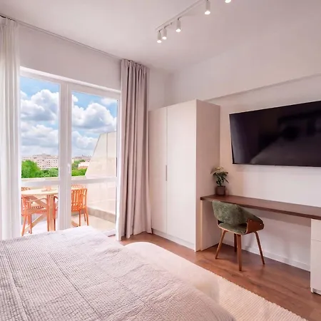 3br Retreat - Panoramic Views - Cismigiu Gardens