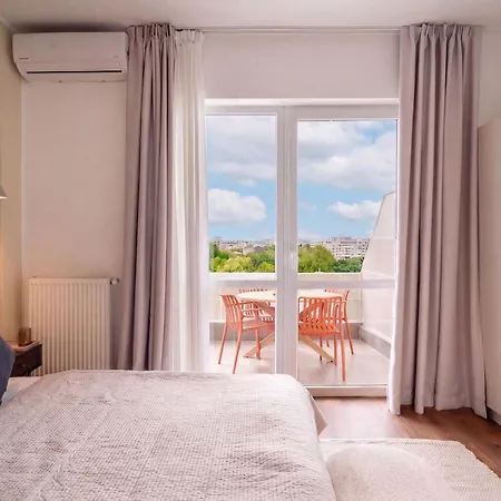 3br Retreat - Panoramic Views - Cismigiu Gardens